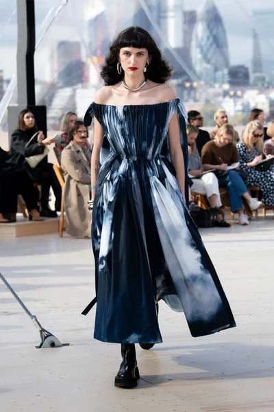 Look 6